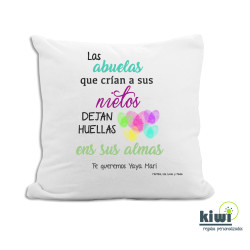 COJÍN HUELLAS